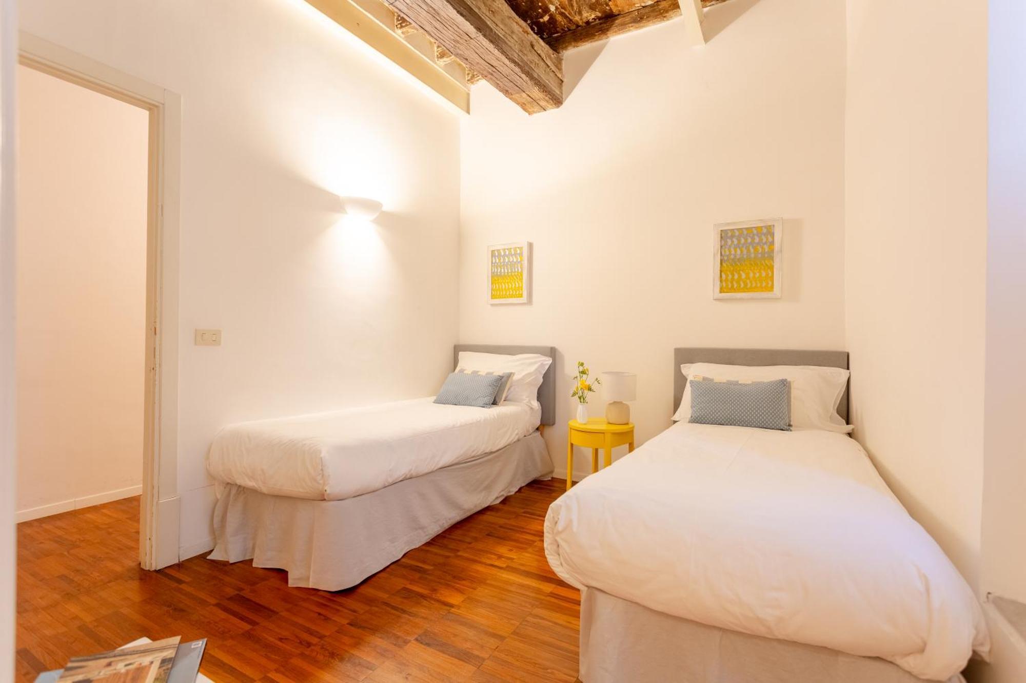 Casa Cristina In Piazza Farnese Apartment Rome Exterior photo